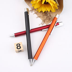 ปากกาลูกลื่นกดกระดุมโลโก้แบบกำหนดเองสินค้าโปรโมชั่นสำหรับเครื่องเขียนทำจากพลาสติกที่มีความกว้าง1.0มม. - Product Image 1