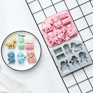 Moldes de Silicona Antiadherentes con Diseño de Rey Mono, Reutilizables, de Grado Alimenticio, Lindos Moldes Magnéticos de Silicona para Chocolate, Dulces y Hielo - Product Image 4