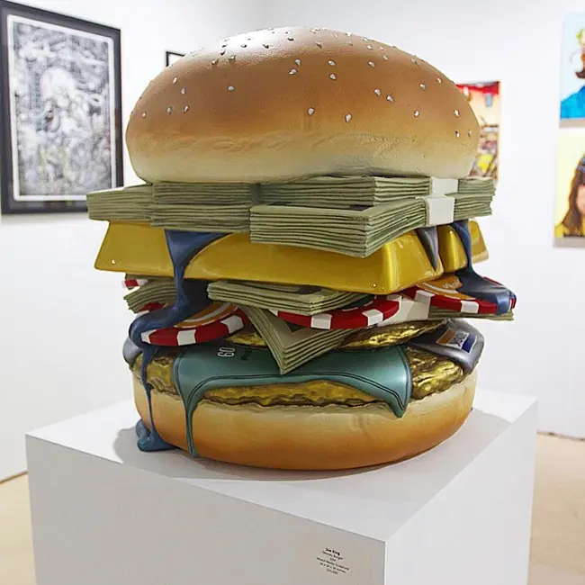 आउटडोर आधुनिक शीसे रेशा कला मूर्तिकला शीसे रेशा पैसे बर्गर मूर्तिकला