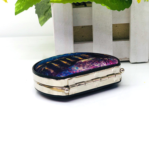 도매 주문을 받아서 만들어진 미니 금속 구조 포켓 거울 양면 휴대용 사용자 정의 로고 판촉 품목 내구성 - Product Image 5