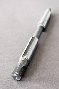 RTO Qualité Garantie ODM OEM Alésoir Brasage Machine Haute Précision Alésoir Type Main Avec trous de liquide de refroidissement - Product Image 2