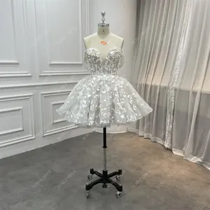 Mujeres Sweetheart desmontable fuera del hombro mangas 3D flores encaje perlas con cuentas vestido de novia corto