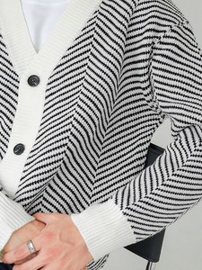 Tùy chỉnh cổ điển đan V cổ bông Cardigan Sọc Mô Hình Thả Vai Cardigan - Product Image 5