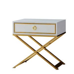 Mesa de <span class=keywords><strong>Noche</strong></span> de Lujo para Dormitorio, Mesa Auxiliar Lacada con Patas en X de Metal <span class=keywords><strong>Blanco</strong></span>, Negro y Dorado - Product Image 3