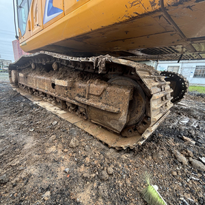 Excavadora Hidráulica Usada Lonking 6245E con Motor Cummins, 26 Toneladas de Peso Operativo, Modelo 2020, en Buenas Condiciones Originales - Product Image 2