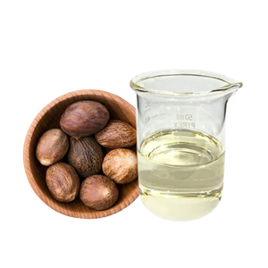 Reliable Bulk Nutmeg Essential Oil with <b>Warm</b> Spicy Scent for Flavor & Fragrance - Product Image 1