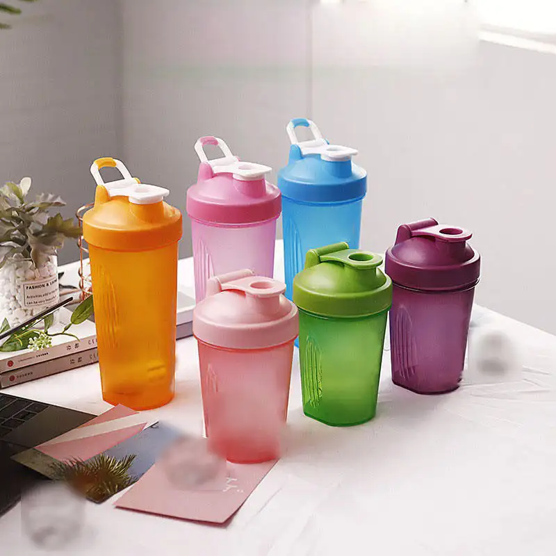 Produit en vente chaude Personnalisé Gym Portable Protéine Shaker Bouteille Gym Sport Mélange Protéine Poudre Shaker Bouteille