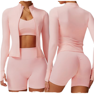 Ensemble de yoga 2 pièces pour femme : Crop top, short taille haute, veste de yoga moulante à manches longues avec fermeture éclair frontale, sans couture. Vente en gros usine. - Product Image 1