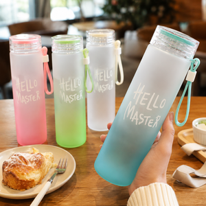 Vaso de Vidrio Personalizado al por Mayor con Logotipo, Diseño Clásico, Colorido, Esmerilado, Cambia de Color, con Tapa y Pajita, Apto para Lavavajillas y Microondas - Product Image 1