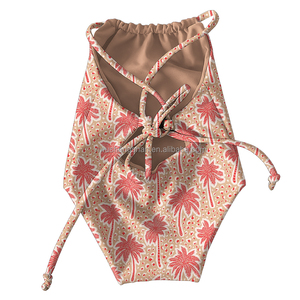 Yeni Gelen Bebek Kız Bikinisi Hawaii Kamuflaj Baskılı Kolsuz Bağcıklı Çocuklar İçin Çift Katmanlı Mayo - Product Image 2