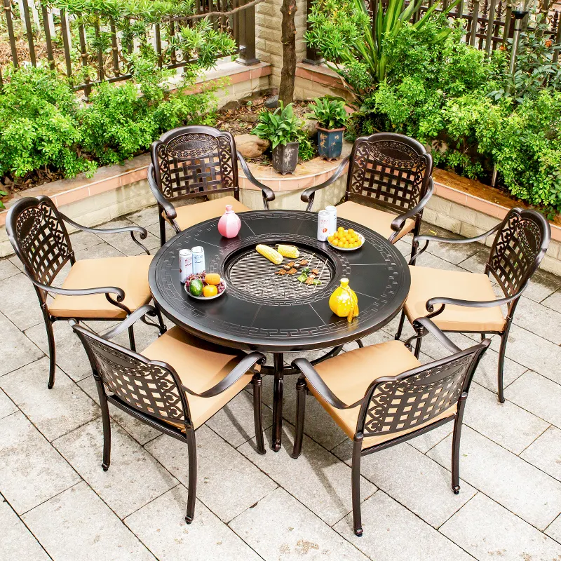 Moderne Patio-Möbels ets mit Feuerstelle Runder Grill tisch und Stühle aus Aluminium guss