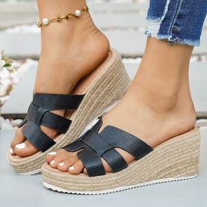 Nouvelles <span class=keywords><strong>sandales</strong></span> compensées pour femme, style européen et américain, grande taille, à plateforme et semelle épaisse, rehaussantes, pour l'été et les vacances, avec détails en bois - Product Image 3