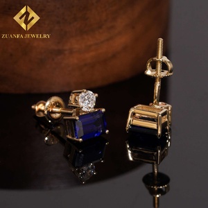 Boucles d'oreilles clous tendance en or 10K avec diamants de laboratoire NGIC VVS, sertissage griffe, pour femme, bijou statement - Grande Vente - Product Image 3