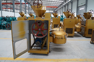 Máquina <span class=keywords><strong>de</strong></span> Extracción <span class=keywords><strong>de</strong></span> Aceite YZLXQ120 <span class=keywords><strong>de</strong></span> Nuevo Diseño para <span class=keywords><strong>Aceites</strong></span> <span class=keywords><strong>de</strong></span> Sésamo, Coco, Cacahuete y Almendra, con Control Automático <span class=keywords><strong>de</strong></span> Temperatura y Prensa <span class=keywords><strong>de</strong></span> Tornillo - Product Image 5