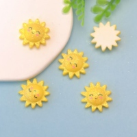 Statuette di girasole in resina simpatico cartone animato con retro piatto fai da te decorazione per gioielli da sposa accessori artigianali