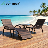Chaise longue de jardin portable en métal et aluminium avec structure pliable pour patio, cour, parc et hôtels