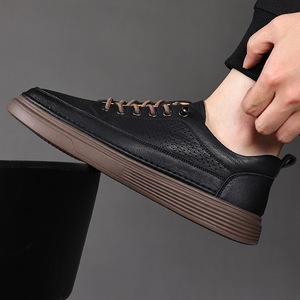Chaussures bateau en cuir véritable pour hommes, à lacets, bout rond, semelle extérieure en caoutchouc respirante, style décontracté d'été, confortables et légères - Product Image 3