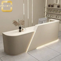 Bureau de réception incurvé au design moderne avec rangement et dessus en marbre pour spa salon entreprise usine meubles personnalisés en gros