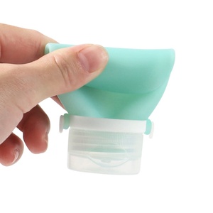 Kit de bouteille de distributeur de voyage en silicone pour avion personnalisé 4-en-1 Kit de bouteille de voyage portable à presser Ensemble de cadeaux pour articles de toilette - Product Image 6