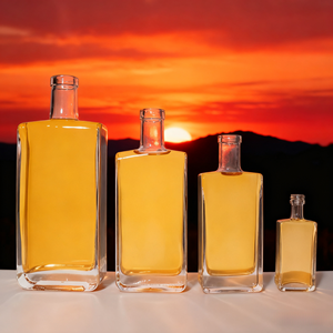 Botella de Vidrio Rectangular Extra Flint Reciclable de 50 ml, 375 ml, 500 ml, 700 ml, 750 ml con Tapa de Rosca para Whisky, Ginebra, Vodka, Brandy y Licores - Product Image 6