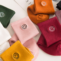 Nouvelles chaussettes en coton pour femme, motif visage souriant brodé, collection automne