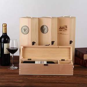 Vente en gros de boîtes cadeaux artisanales en bois de pin personnalisées Stockage d'emballages en bois jetables faits à la main pour bouteilles de vin de vodka whisky à vendre - Product Image 5