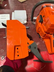 2025 Fabriek Hete Aanbieding Professionele Hus288 Kettingzaag Benzine Kettingzaag voor Houtzagen - Product Image 2