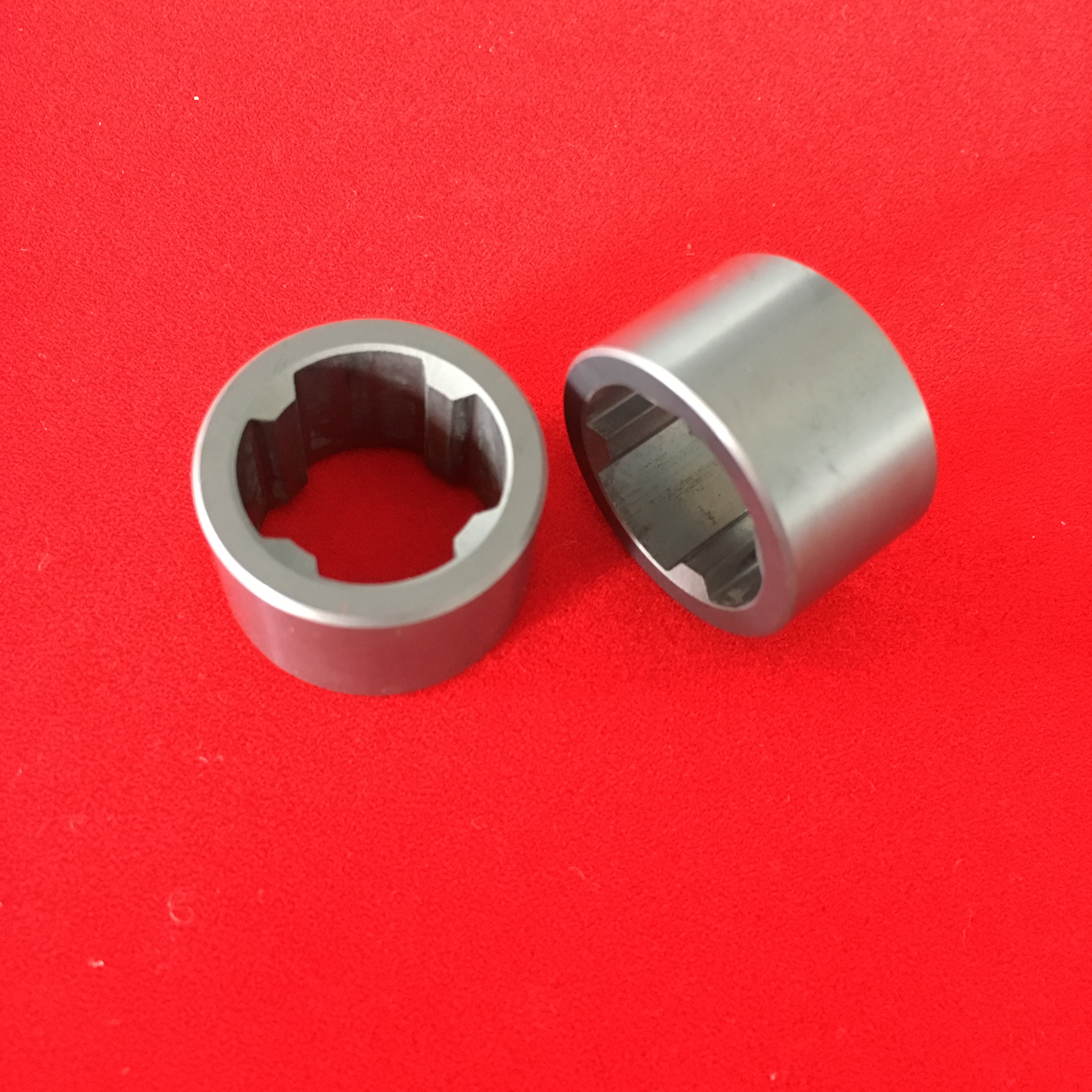 Sic Silicon Carbide Bearing Pump Bush - High Temp & Precision
