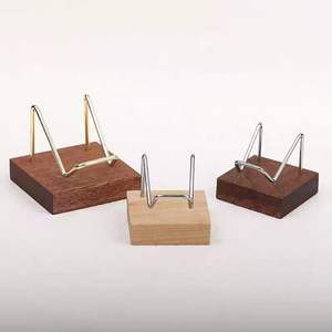 ไม้วอลนัทมีฐานถ้วยรางวัลปฏิทินไม้ฐานตั้งการ์ดทำจากไม้สำหรับใส่การ์ดเมนูไม้ - Product Image 4