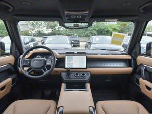 <span class=keywords><strong>Land</strong></span> <span class=keywords><strong>Rover</strong></span> <span class=keywords><strong>Defender</strong></span> 2025 110 3.0T P400 X-Dynamic HSE - Product Image 5