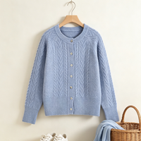 Damen Rundhals-Zopfmuster-Strickjacke, Vintage Einreihiger Strickmantel für den Herbst, Individuelle Anpassung & Musteranfertigung Möglich