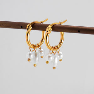 Pendientes <span class=keywords><strong>de</strong></span> perlas <span class=keywords><strong>de</strong></span> moda francesa, aretes <span class=keywords><strong>de</strong></span> aro con abalorio <span class=keywords><strong>de</strong></span> perla, aretes <span class=keywords><strong>de</strong></span> borla <span class=keywords><strong>de</strong></span> Hip Hop, joyería inspirada <span class=keywords><strong>de</strong></span> diseñador <span class=keywords><strong>2022</strong></span> - Product Image 3