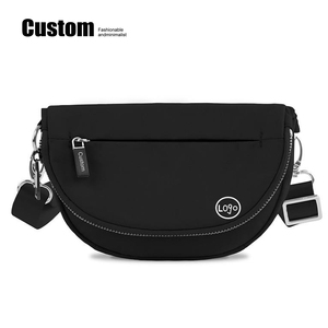 Sac bandoulière pliable demi-lune en nylon pour femme avec logo personnalisable, fermeture éclair étanche et sangle unique – Tendance et Pratique - Product Image 1