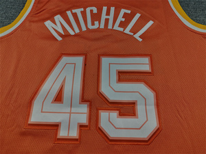 Unisexe Jeunesse Cleveland <span class=keywords><strong>Donovan</strong></span> <span class=keywords><strong>Mitchell</strong></span> # <span class=keywords><strong>Maillot</strong></span> de basket-ball cousu Orange City Edition 45, séchage rapide, respirant, en maille - Product Image 4