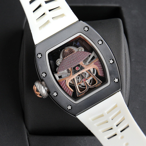 Montre de luxe pour homme, style samouraï japonais, tourbillon en carbone, squelette mécanique, design artistique - Product Image 5