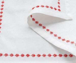 Classic Red Cotton Linen Napkins Handmade Modern Style <strong>Square</strong> Table Cloth Napkins With Elegant Embroidered Edge Accessories - Product Image 5