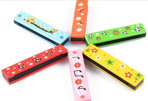 Harmonica en bois peinte en forme d'animal, instrument de musique pour l'apprentissage précoce et l'éveil musical - Product Image 4