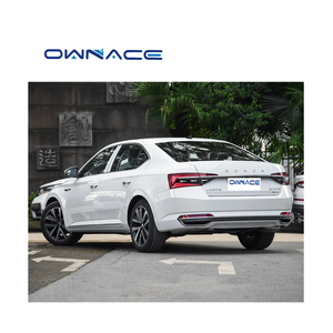 7 vitesses à double embrayage turbocompressé 2.0T 186 Hp Tsi330 Dsg édition de luxe <span class=keywords><strong>Skoda</strong></span> superbe voiture à essence à essence - Product Image 5