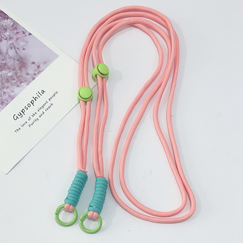 Fleur de cerisier rose avec noeud vert