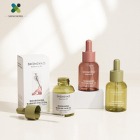 Flacon de sérum en plastique ambré personnalisé avec compte-gouttes pour huile essentielle, liquide hydratant, soin de la peau, cosmétique, logo, emballage sérigraphié