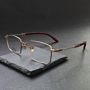 Lunettes <span class=keywords><strong>en</strong></span> titane personnalisables pour hommes fabriquées <span class=keywords><strong>en</strong></span> usine avec pieds <span class=keywords><strong>en</strong></span> <span class=keywords><strong>bois</strong></span> plein Lunettes <span class=keywords><strong>de</strong></span> <span class=keywords><strong>vue</strong></span> à la mode avec logo personnalisé - Product Image 2