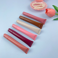 Nouvel arrivage de tube de brillant à lèvres vide rose nude marron mat baume à huile emballage de tubes de brillant à lèvres doux de marque privée