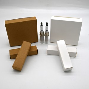 Candela di fascia alta personalizzata <span class=keywords><strong>doppio</strong></span> iridio oro numero OE 122905 r0003 per prestazioni ottimali del motore auto a benzina nuove - Product Image 6