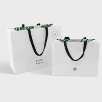 Tas Kertas Mewah Cetak Logo Kustom untuk Kemasan Perhiasan Gelang, Tas Belanja Hadiah dengan Pita Penutup