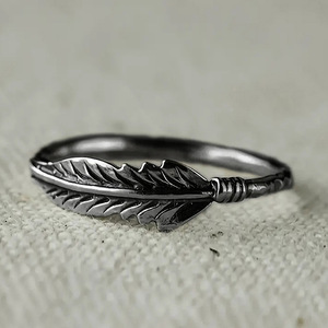 Nuovo Anello Vintage con Piuma e Zirconi, Elegante Gioiello da Dito per Fidanzamento in Stile Europeo e Americano per Donne - Product Image 3