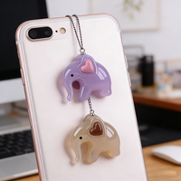 Vente en gros de pendentifs en acrylique brillant en forme d'éléphant de dessin animé, 50x49mm, pour porte-clés, collier et décoration de sac RT6522