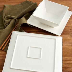 Assiettes en céramique personnalisées à prix de gros pour mariage, vaisselle décorative en porcelaine - Product Image 6