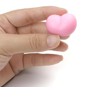 TPR Po-Form Quetschspielzeug Weiches Niedliches Knödel-Scherzartikel Kreatives Po-Aufkleber Stressabbau-Spielzeug für Jugendliche - Product Image 4