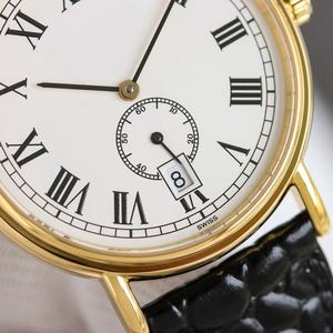 Nouvelle tendance de la mode, montres-bracelets de style designer de haute qualité avec boîtier en or - Product Image 5