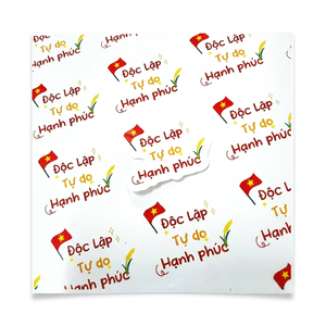 Etiqueta Sintética de PP Impresa Personalizada en Rollo, Adhesivo Impermeable para Botellas, OEM ODM, Directo de Fábrica en Vietnam - Product Image 1